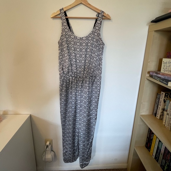 The Limited Jumpsuit - Picture 1 of 4